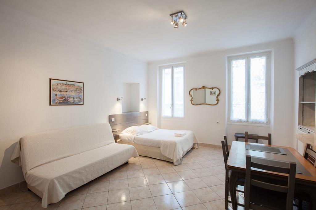 Appartements Foch Cannes Chambre photo